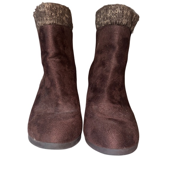 Shoe Dazzle Dark Brown Faux Suede Ankle Boots with Knit Cuff - Picture 3 of 6